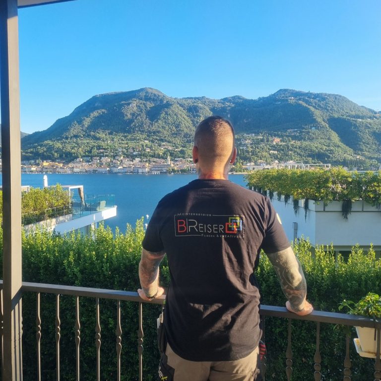 Projektbetreuung vor Ort Betreuung eines Umbauprojekts am Gardasee durch RoundaBAUt